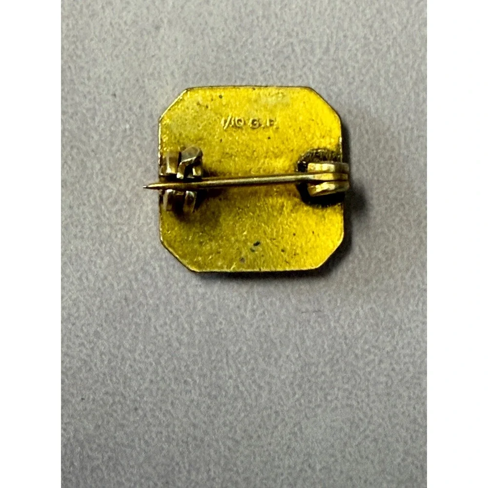 Vintage 4-H Club Enamel Clover Pin Gold Filled Laurel Border Green Black Square